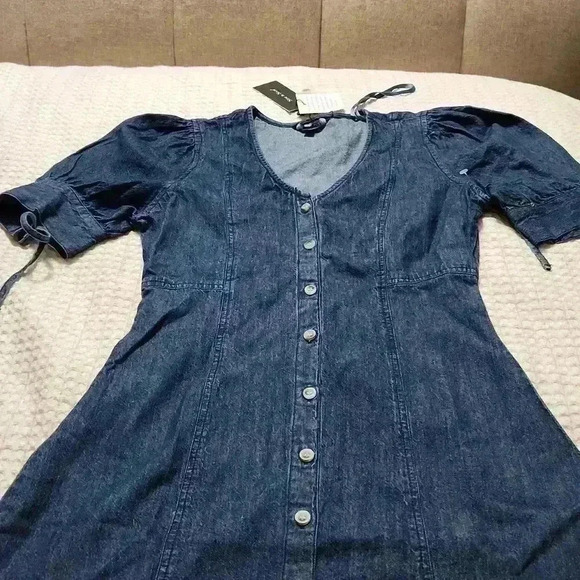 Sim & Sam Denim V-Neck Dress Puff Sleeves - Picture 4 of 6